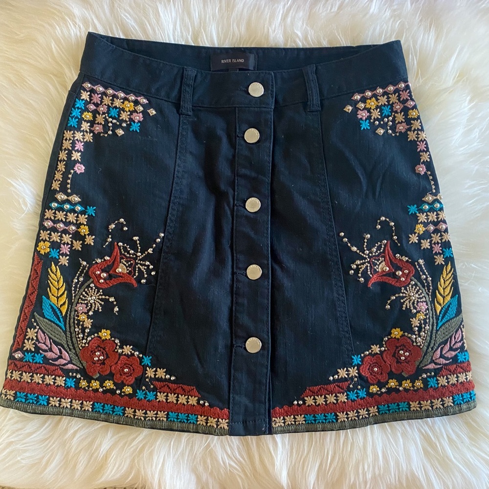 RIVER ISLAND Embroidered Denim Button Front Skirt